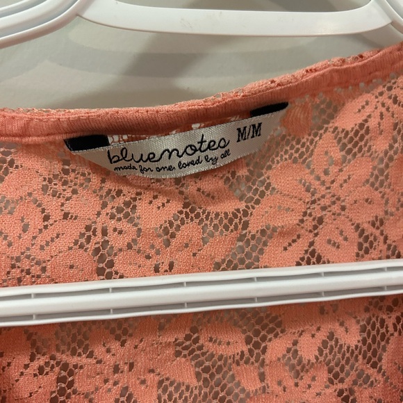 Lace Crop Top - Picture 3 of 3